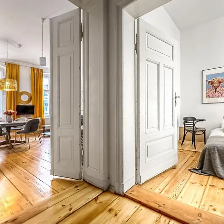 Old Town Centrum Apartment