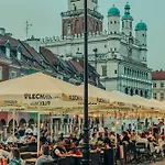 Old Town Centrum Apartment *